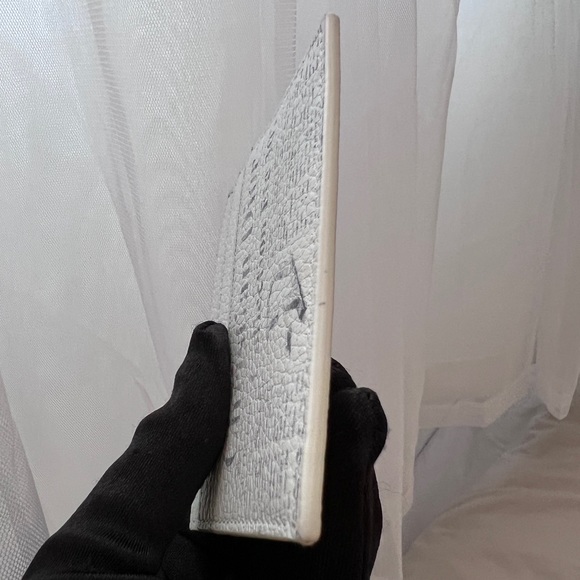 Auth Dior x Daniel Arsham Newspaper Print Card Holder - PreLoved - Picture 8 of 11